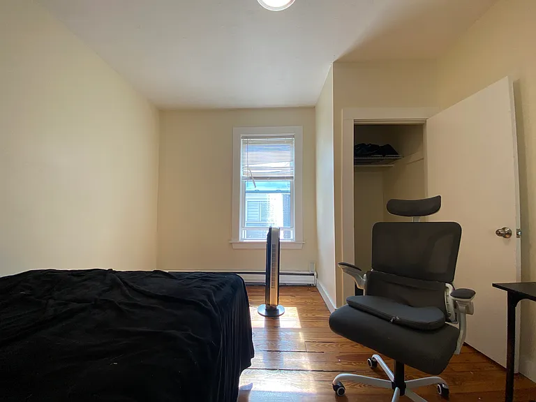 66 Pleasant St #3 — Photo 11