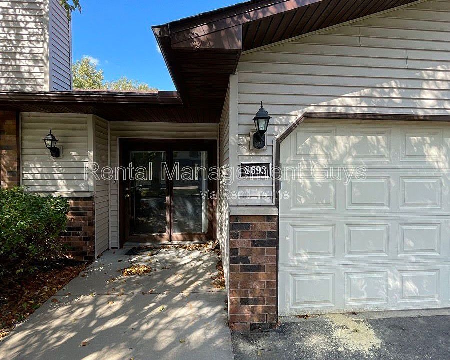 1st image of 8693 Maplebrook Pkwy N