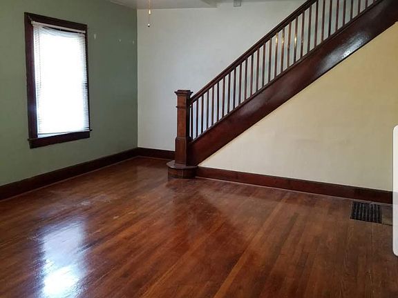 2nd image of 3968 Guilford Ave
