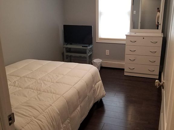 5th image of 10835 173rd St Floor 2