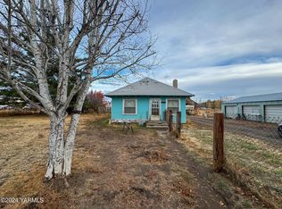 10309 Hughes Rd, Yakima, WA 98903