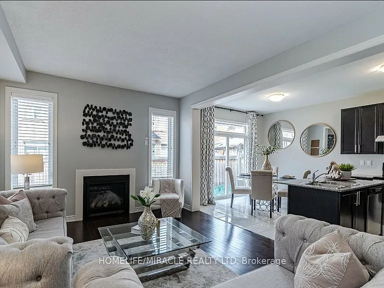 9 Humberstone Cres — Photo 6