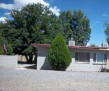 1 bed, 500 sqft, $1,100 — Photo 1