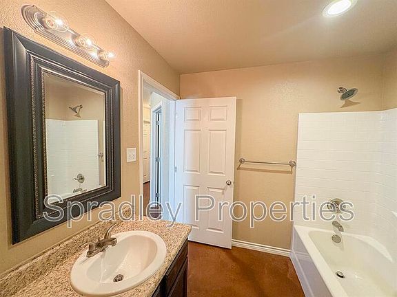 5th image of 614 Laila Ln