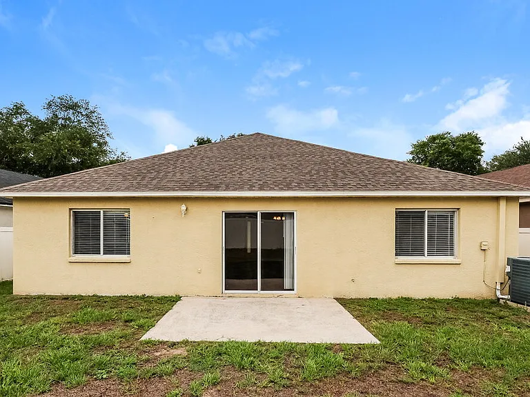7002 Crown Lake Dr — Photo 16
