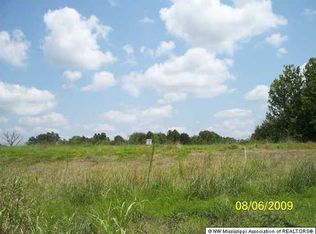 14011 Myers Plantation Rd, Byhalia, MS 38611