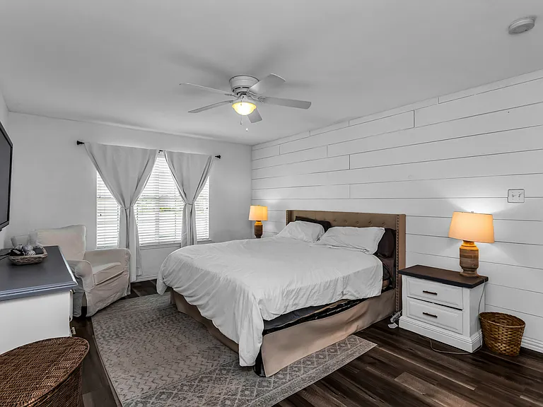 1104 Centennary Dr — Photo 10