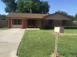 8808 Myra St, White Settlement, TX 76108