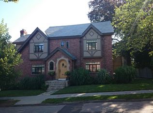 25 Royal Rd, Brookline, MA 02445