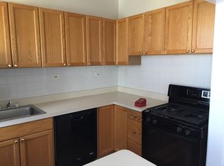 9 N Chester Ave, Park Ridge, IL 60068