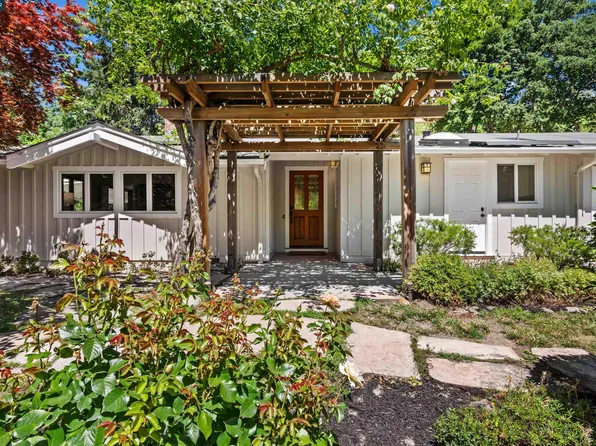 1 Monroe Ct, Orinda, CA 94563