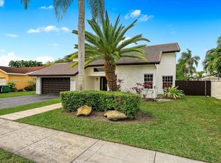 10462 SW 129th Pl, Miami, FL 33186