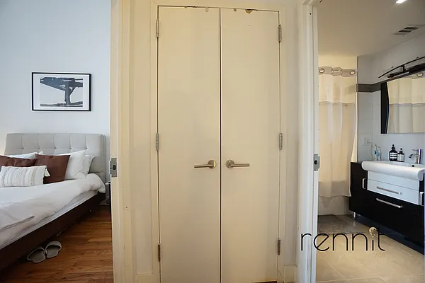 Rented by Rennit Inc. | media 17