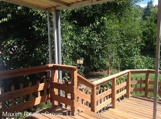 6815 Spaulding St, Omaha, NE 68104