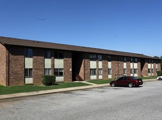 2500 Deanna Cir, Oak Grove, KY 42262