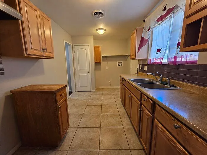 38577 Friendly Ave — Photo 5