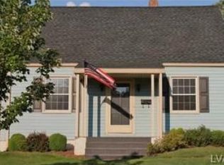 421 Maple Rd, Hellertown, PA 18055