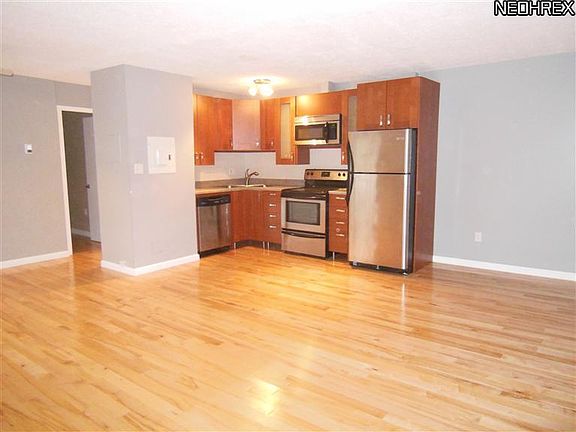 5th image of 23833 David Dr