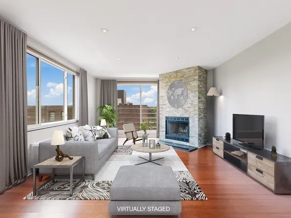 332 Franklin St #702, Cambridge, MA 02139