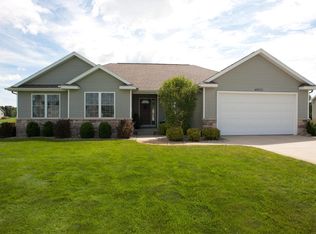 49373 Trumpet Ln, Mattawan, MI 49071