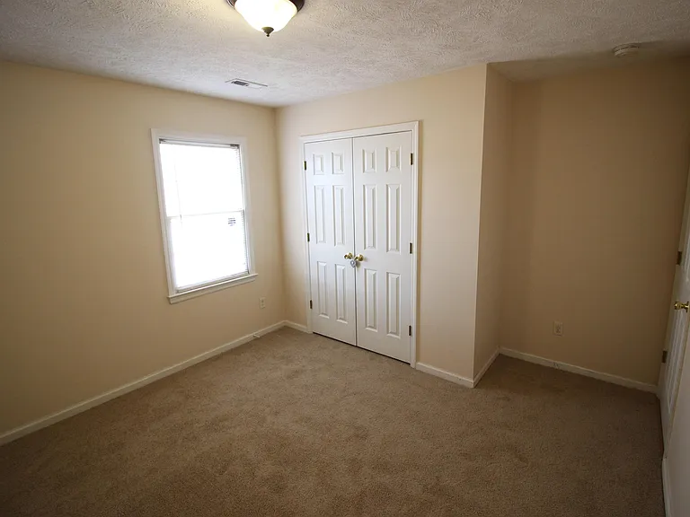 7138 Summerlin Dr — Photo 3