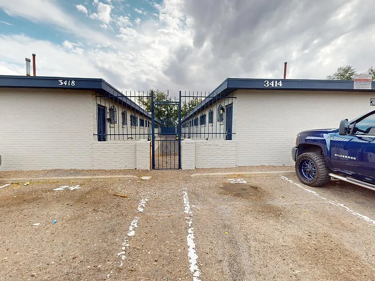 Renovated 2 Bedroom Patio Apts. in UNM South — Photo 17