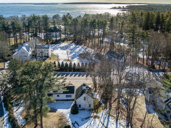 168 Foreside Road, Falmouth, ME 04105