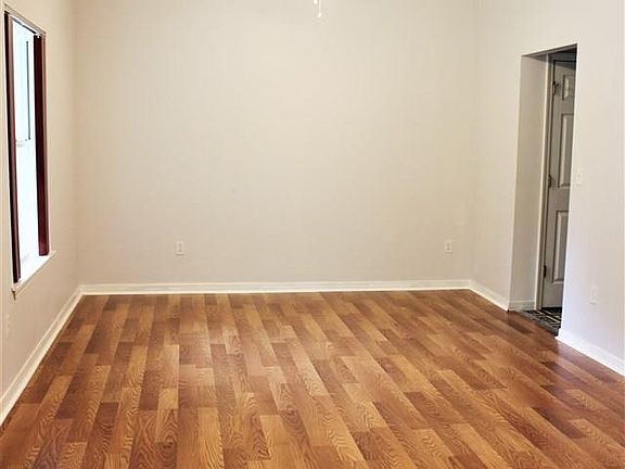 5th image of 6384 Wisteria Dr