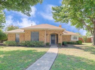 2608 Kingsridge Dr, Dallas, TX 75287