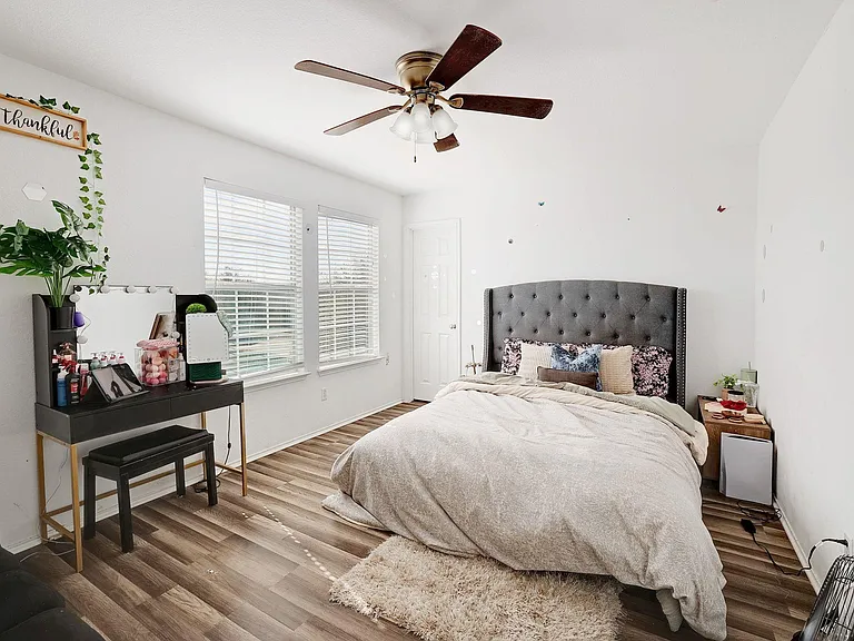 120 Mallard Ln — Photo 24