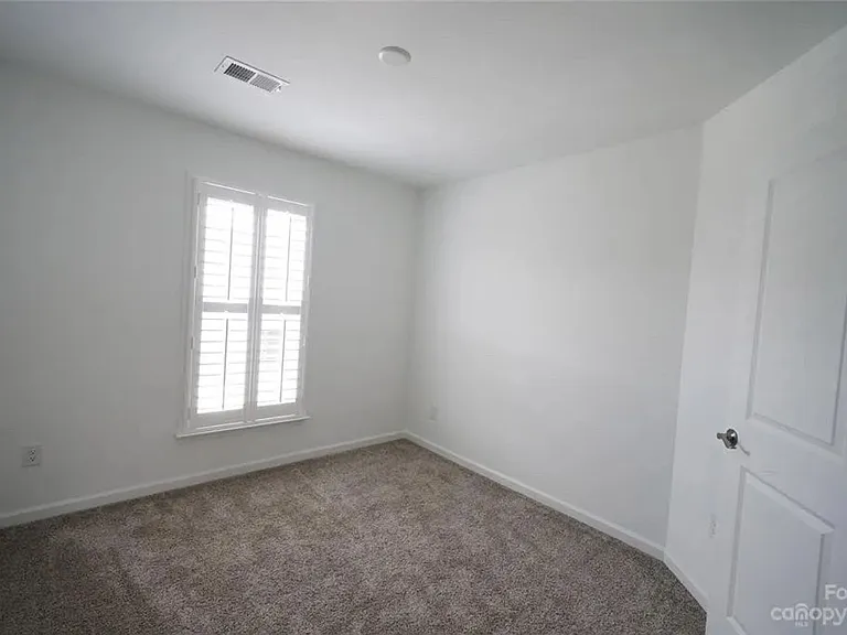22047 Lani Dr — Photo 27