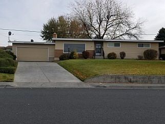 1st image of 1111 S Skyline Dr