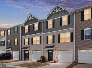 2840 Farzi Cir, Locust Grove, VA 22508