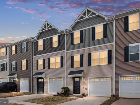 2840 Farzi Cir, Locust Grove, VA 22508