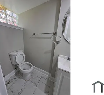 1542 Langford Rd — Photo 4