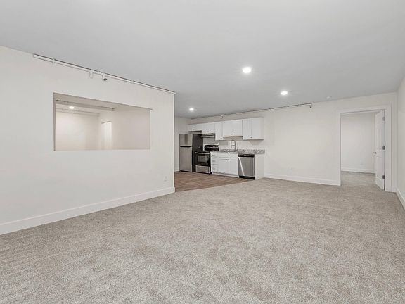 4th image of 1001 E 16th St #5