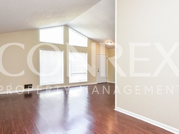 4th image of 2370 Shadowood Dr SW