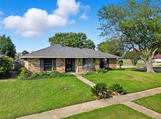 5400 Hollyhock Ln, Bossier City, LA 71112