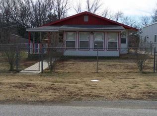 310 E Darland St, Toronto, KS 66777