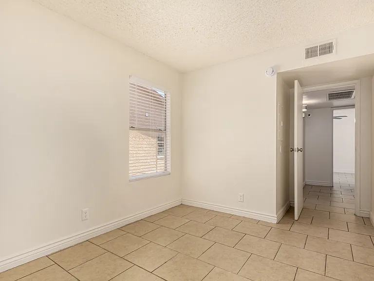 260 W 8th Ave #173 — Photo 15