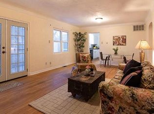 412 Cornell Dr SE, Albuquerque, NM 87106