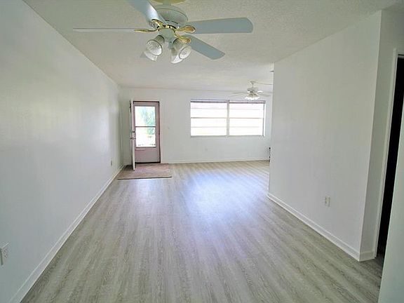 2nd image of 3018 59th St S APT 206