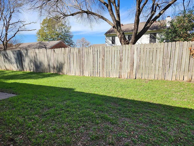 22810 Leedstown Ln — Photo 16