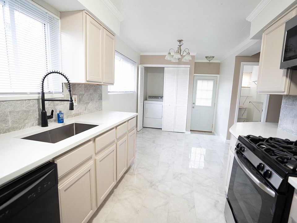 1st image of 22516 Socia St