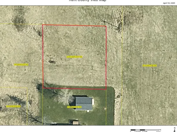 312 E Maple St NE, Sand Lake, MI 49343