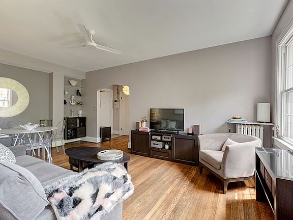 Sunny Spacious Living Room