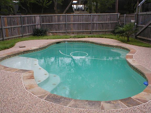 2nd image of 508 E Scotland Dr