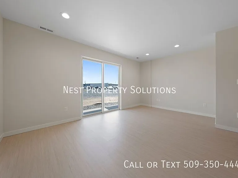1613 W Lee St #C — Photo 13
