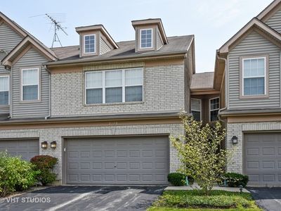 2705 Cobblestone Dr, Crystal Lake, IL, 60012