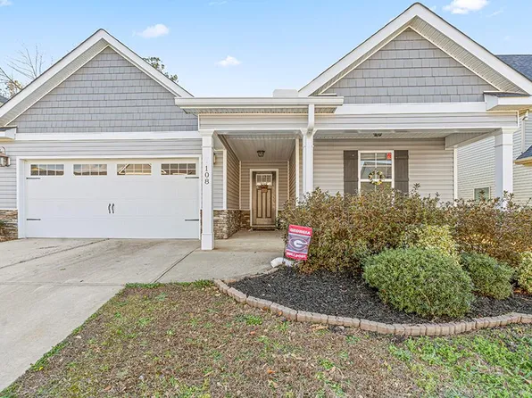 108 Milford Pines Dr, Greenwood, SC 29649